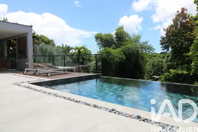 Architectural house in Petit-Bourg (97170)