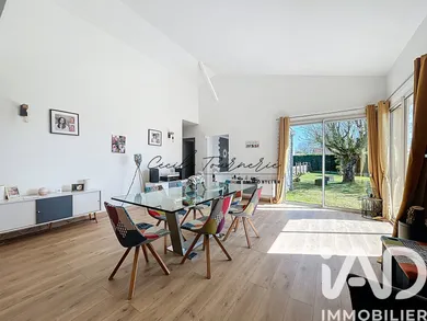 House in Saint-André-de-Cubzac (33240)