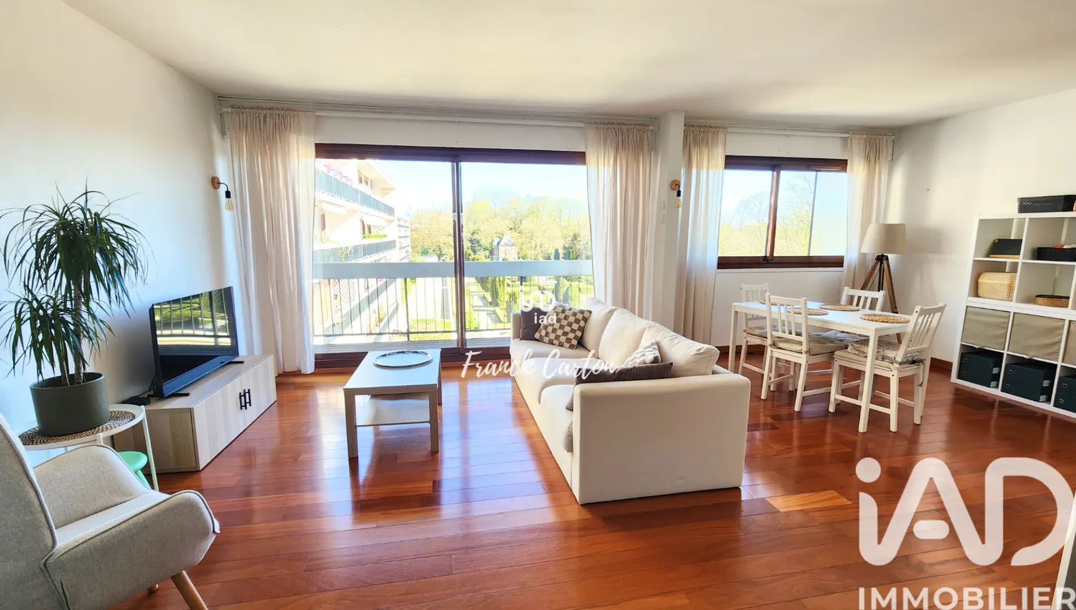 Vente appartement à Chilly-Mazarin (91380) : appartement 4 pièces 84 m² - 1975667 — 2