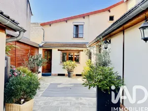 Townhouse in Stains (93240)