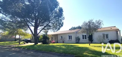 Maison à Montreuil (85200)