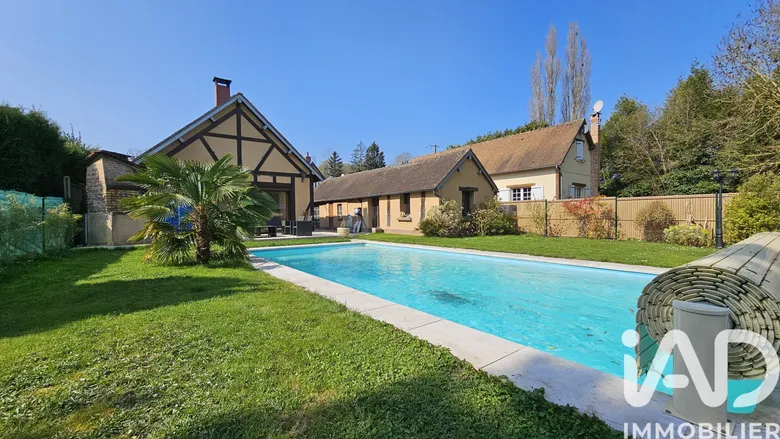 Maison 7 pièces 184 m² · à Gisors · 184 m² · 425 000 €