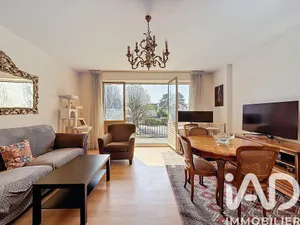 Apartment in Enghien-les-Bains (95880)