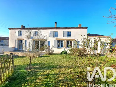 Longere in La Ferrière (85280)
