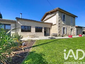 House in Landiras (33720)