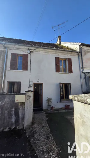 House in Saint-Cyr-sur-Morin (77750)