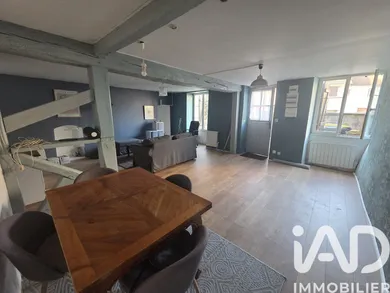 House in Saint-Cyr-sur-Morin (77750)