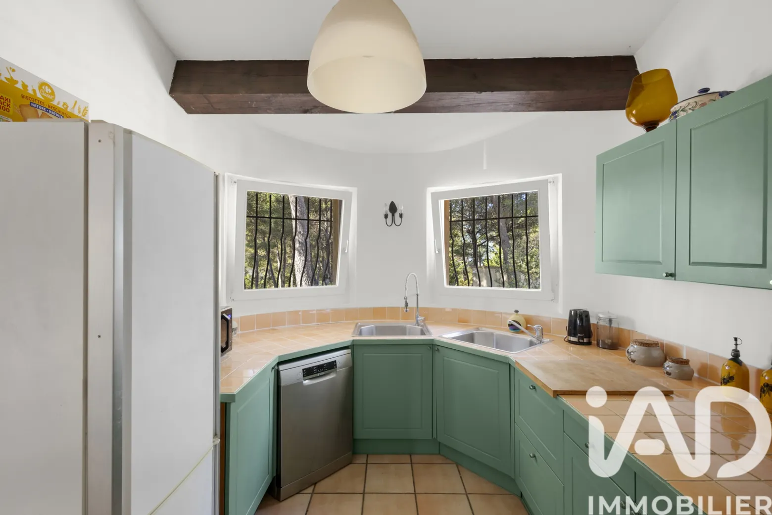 Vente maison à Ventabren (13122) : maison 5 pièces 257 m² — 3