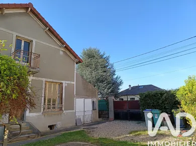 House in Rosny-sur-Seine (78710)