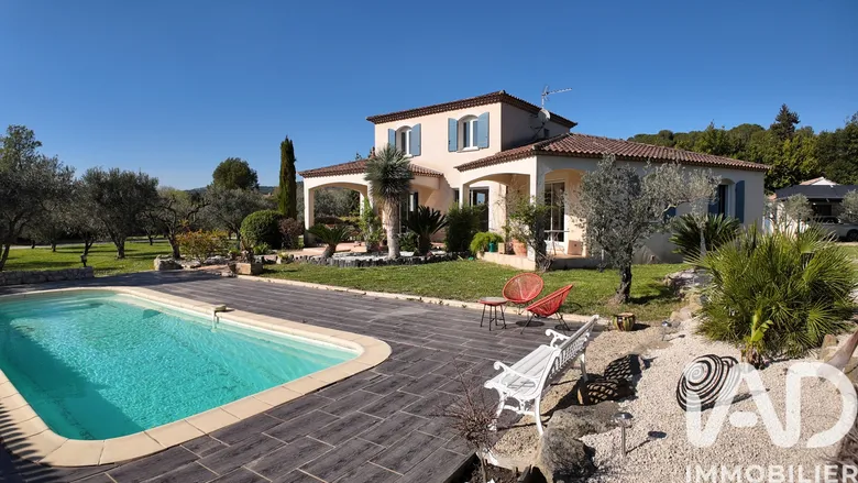Maison 5 pièces 172 m² · à Maussane-les-Alpilles · 172 m² · 996 000 €