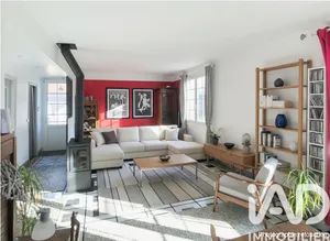 Traditional house in Ablon-sur-Seine (94480)