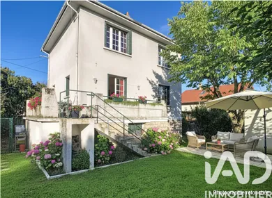 House in Ablon-sur-Seine (94480)
