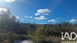 Terrain à TOURVES (83170)