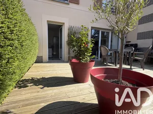 Duplex à La Queue-les-Yvelines (78940)