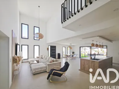 House in Valros (34290)