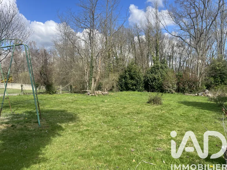 Terrain à bâtir à Odos (65310) · 142 000 €