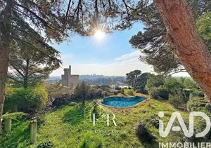 Maison d'architecte à Villeneuve-lès-Avignon (30400)