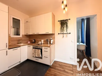 Apartment in Paris (75015)