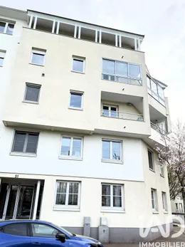 Apartment in Issy-les-Moulineaux (92130)