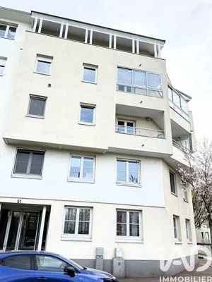 Apartment in Issy-les-Moulineaux (92130)
