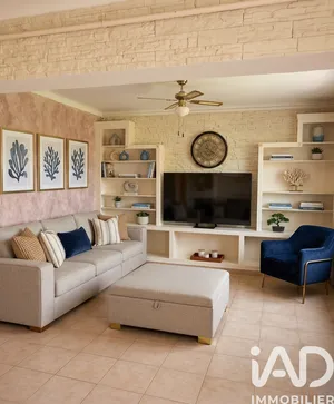 House in Bédarrides (84370)