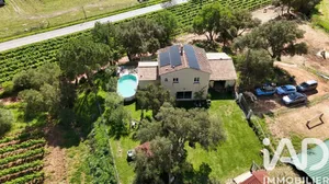 Maison de campagne à Collobrières (83610)