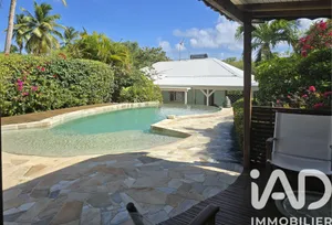 House in Saint-François (97118)