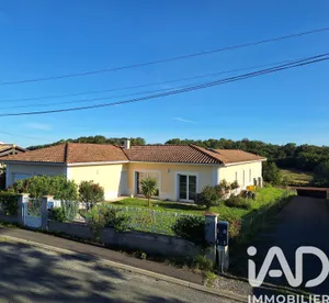 Maison à Saillans (33141)