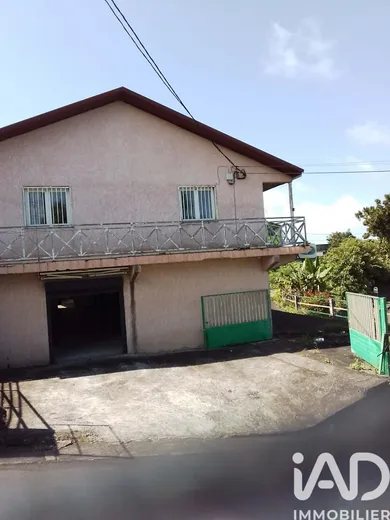 Building in Saint-Leu (97416)