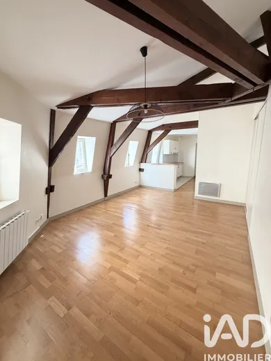 Apartment in Saintes (17100)