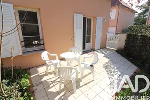 Pavillon à Avon (77210)