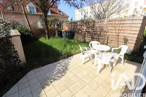 Pavillon à Avon (77210)