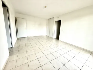 Appartement à Magny-le-Hongre (77700)