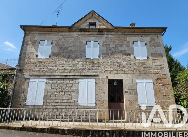 Maison 5 pièces 135 m² · à Peyrelevade · 135 m² · 55 500 €