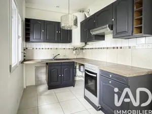 Apartment in Saint-Maur-des-Fossés (94100)