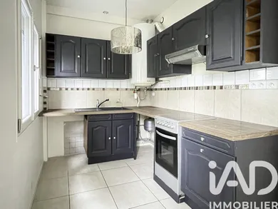 Apartment in Saint-Maur-des-Fossés (94100)