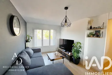 Apartment in Toulon (83100)