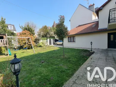 House in Sucy-en-Brie (94370)
