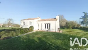 Detached house in Aubigny (85430)
