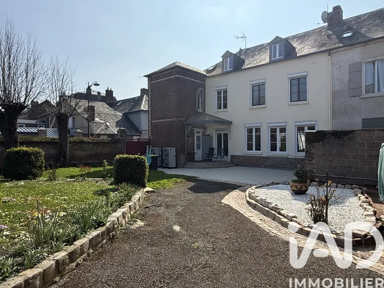Maison 8 pièces 212 m² · à Grandvilliers · 212,4 m² · 241 000 €