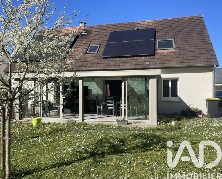 Maison 6 pièces 147 m² · à Monts · 147 m² · 360 000 €