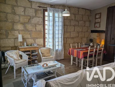 Maison à Saint-Cyprien (24220)