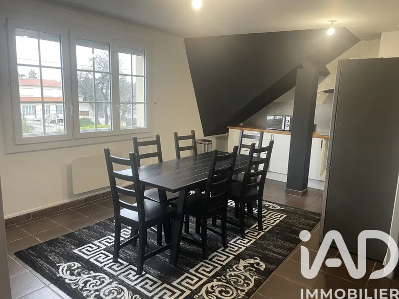 Appartement 2 pièces 61 m² · à Villeneuve-le-Roi · 61 m² · 163 000 €