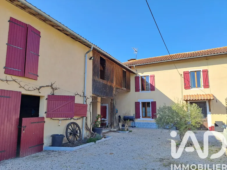 Maison 7 pièces 158 m² · à Vidou · 158 m² · 235 000 €