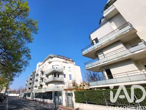 Apartment in Gennevilliers (92230)