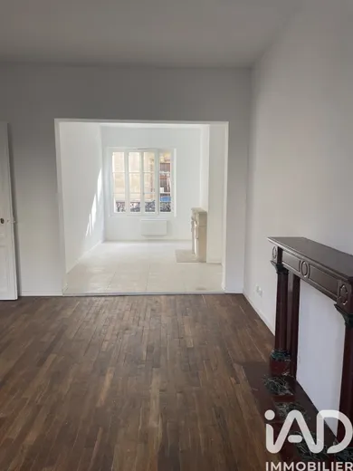 Apartment in Compiègne (60200)
