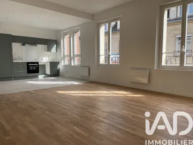 Apartment in Compiègne (60200)