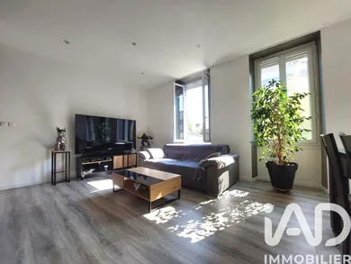Townhouse in Thomery (77810)