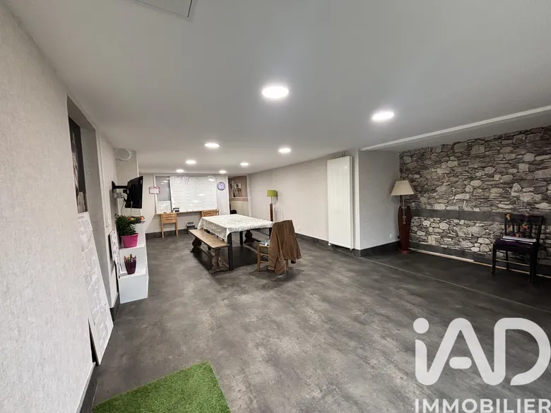 Maison 5 pièces 186 m² · à Virazeil · 186 m² · 261 500 €