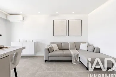 Apartment in Mandelieu-la-Napoule (06210)